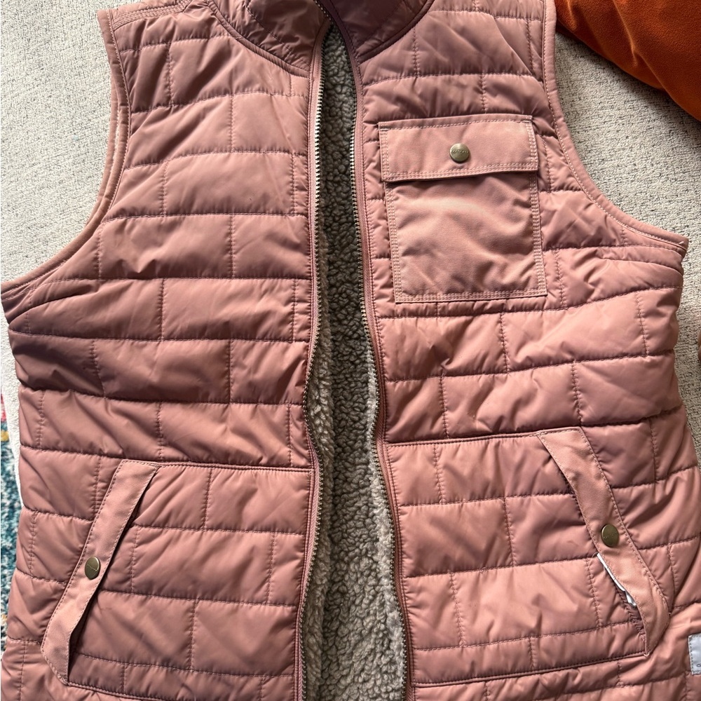 Carhartt Quilted Vest in Soft Pink